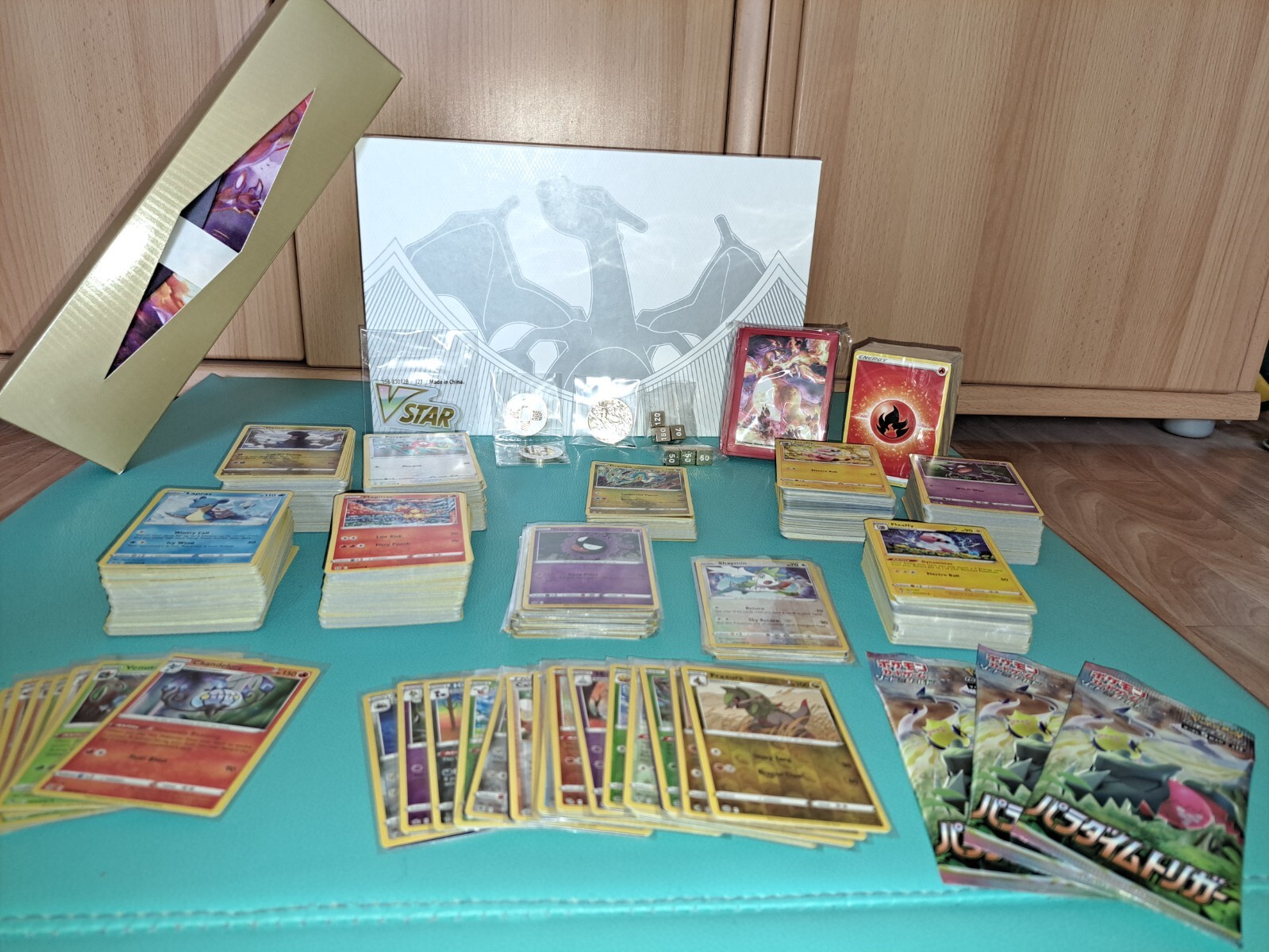 Pokemon Karten Bulk Holos+Glurak UPK leer+Zubehör+Booster Lot Sammlung Englisch eBay
