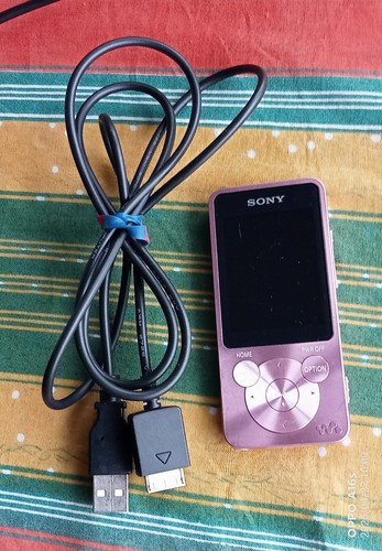 SONY NW-S14 Walkman Portable Digital Audio Player Used Japan. - Picture 2 of 7