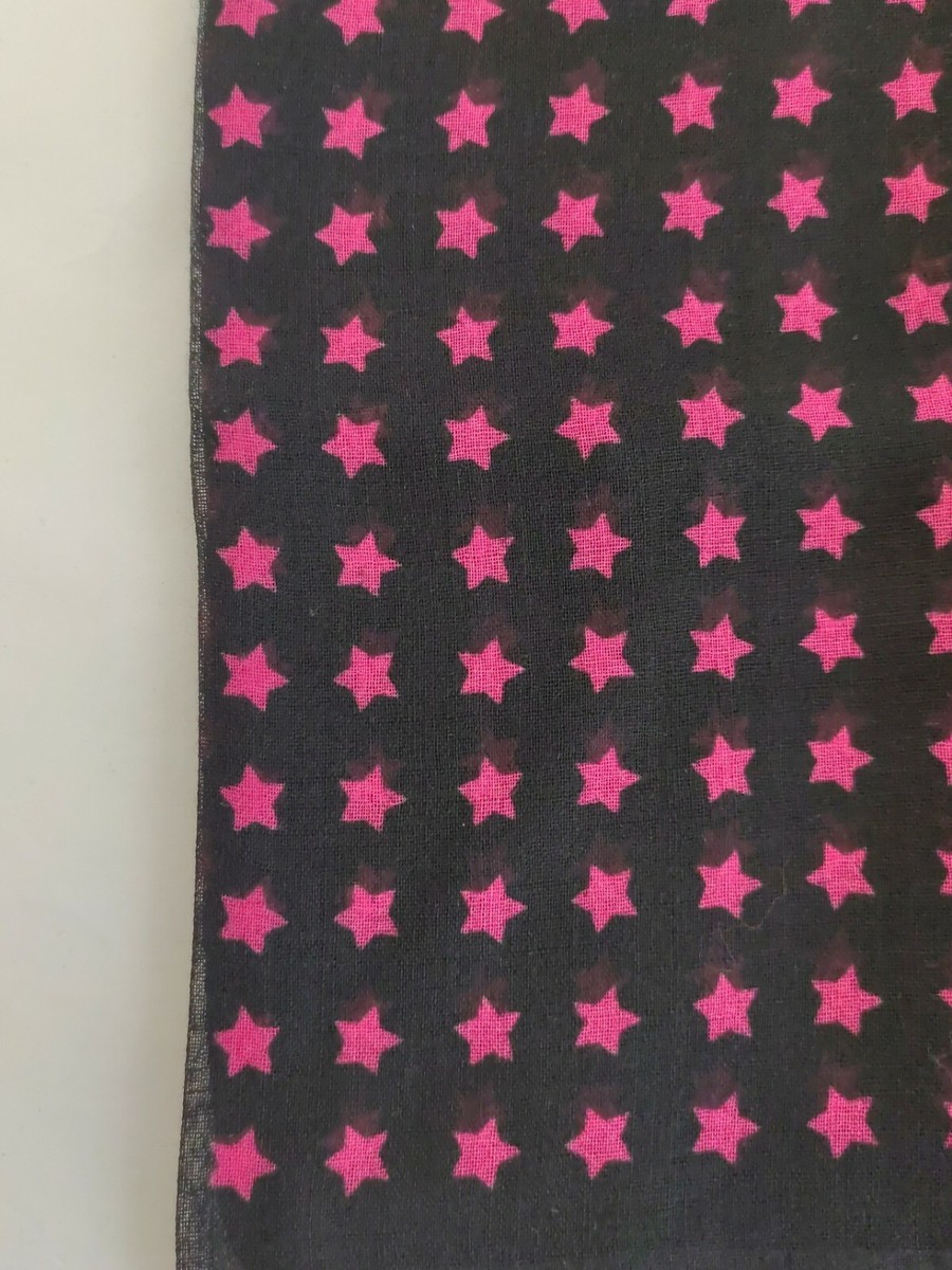 Saint Laurent★素敵！Black Lightweight Pink Star Wool scarf $595 Saint Laurent Unisex Black Lightweight Pink Star Wool
