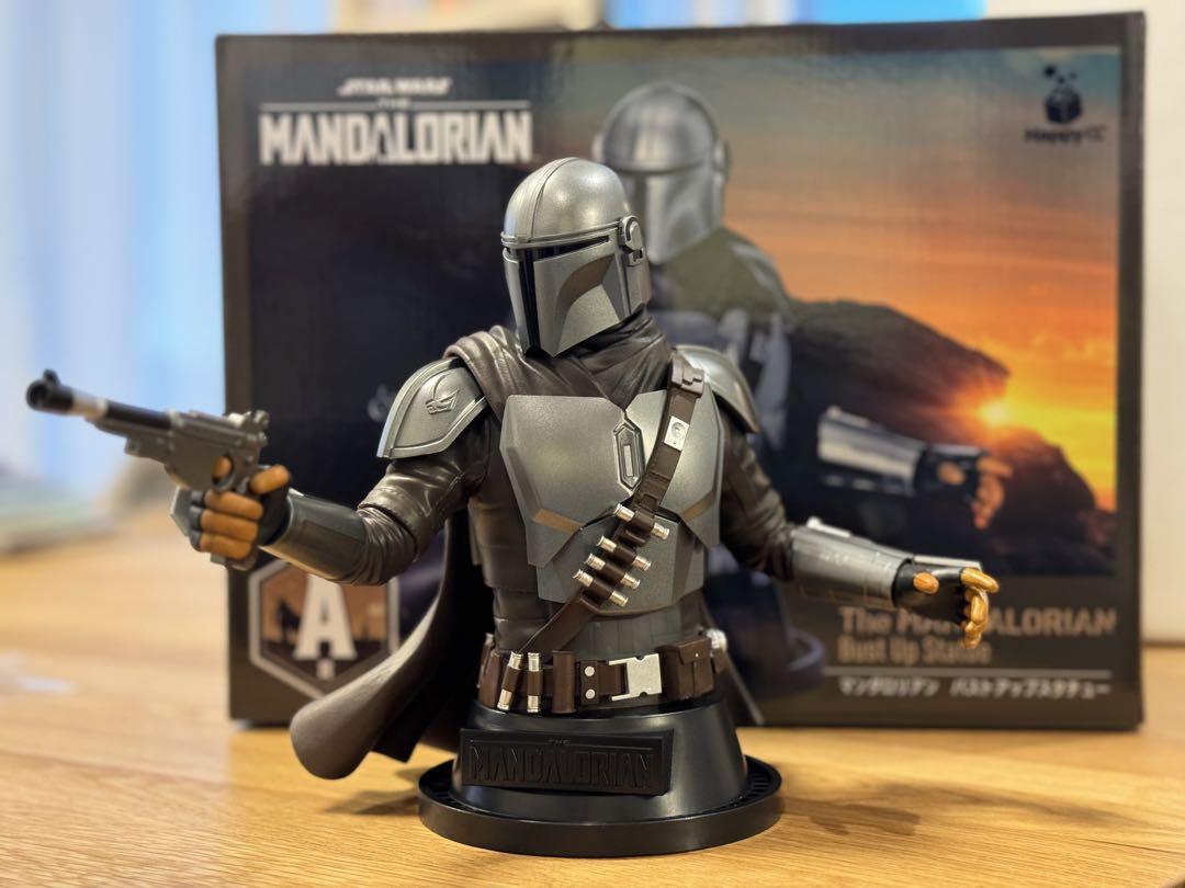 Star Wars The Mandalorian フィギュア Amazon.com: S.H. Figuarts Star Wars The Mandalorian & Grogoo