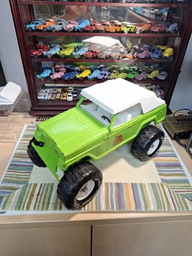 Vintage 1970s Lime Green Tonka Stump Jumper Jeepster 13" Pressed Steel - Picture 8 of 9