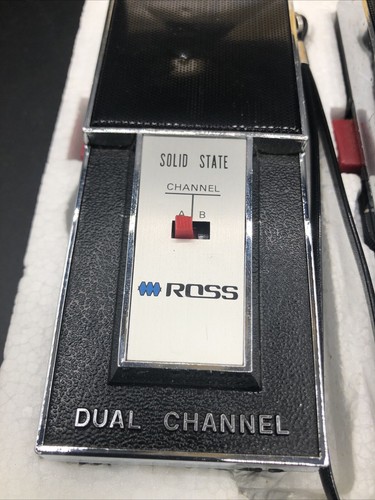 Vintage Walkie Talkie Ross Superheterodyne Solid State Transceivers Model 7765 - Picture 3 of 9