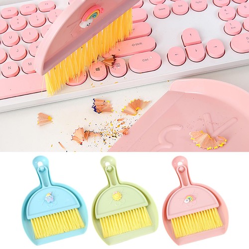 Portable Keyboard Dustpan Cute Desktop Hangable Dust Soft Brush Desktop Cleaning - Picture 9 of 15