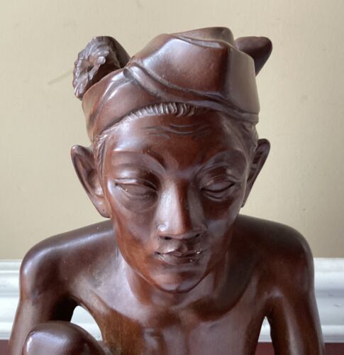 Grande statua vintage in legno sud-est asiatico, uomo con gallo, taglia 13", 8+ libbre - Foto 3 di 13