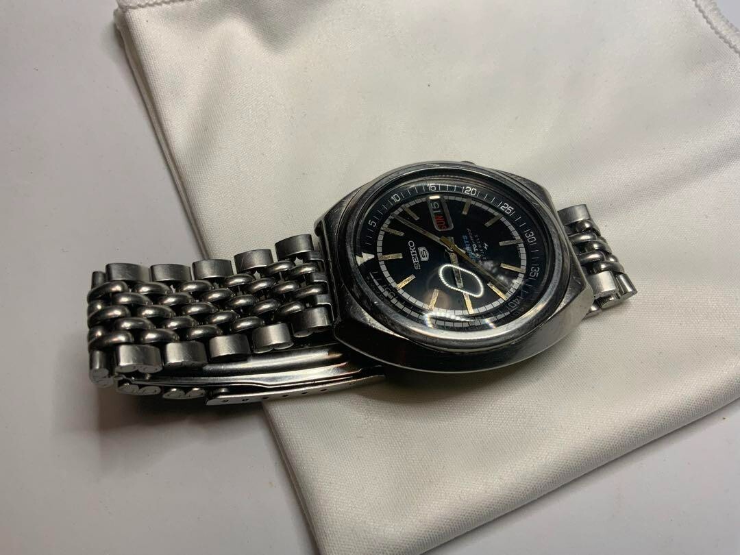 SEIKO Vintage Watch 5 SPORTS. 7019-6010 1970's Tested SEIKO Vintage Watch 5 SPORTS. 7019-6010 1970's Tested