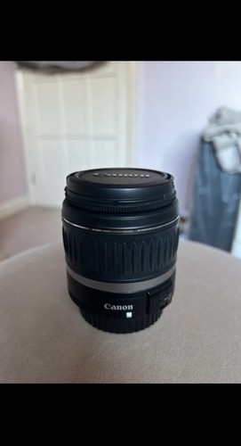 Canon EF-S f3.5-5.6 18-55mm IS II Lens - Picture 2 of 6