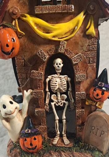 HAUNTED 12" HALLOWEEN LIGHTED CASTLE W/WITCH/SKELETON/SKULL/BATS/PUMPKINS/GHOSTS - Picture 7 of 8