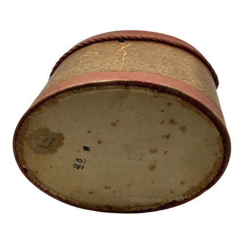 Vintage Oval Sewing Basket Rust & Tan With Center Rope Handle Darning Thread - Picture 10 of 13