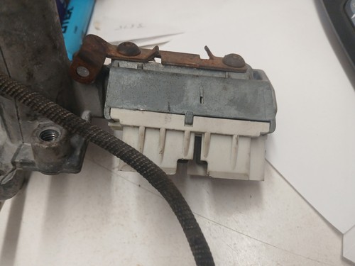 1990 Ford Mustang auto Ignition Lock Switch Key Housing E4DC 3F643 BC - Picture 4 of 8