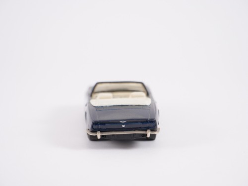 TENARIV N° 26 ASTON MARTIN V8 Kit Montado De Metal Blanco 1/43 - Imagen 8 de 16