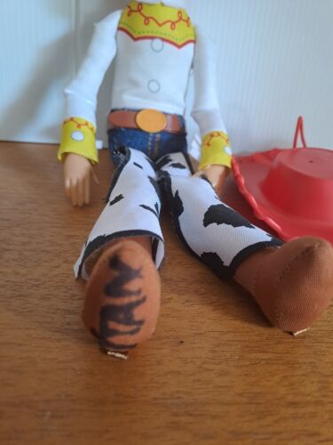 Toy Story Jessie Talking Figure Doll Push Button - Picture 3 of 8