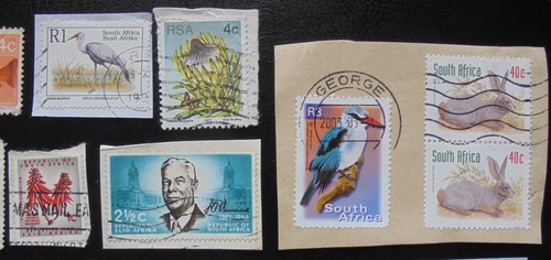 South Africa, Small Collection of 31 Used South African Stamps, On and Off Paper - Picture 3 of 5