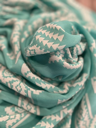 Turquoise Haven Women’s White Teal Geometric Print Flowy Off Shoulders Blouse S - Picture 10 of 12