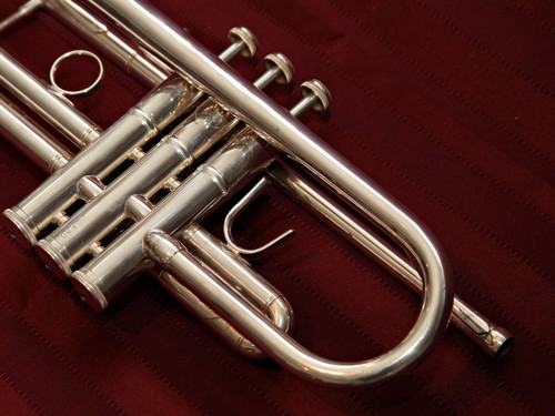 B&S Challenger I 3137 Bb Silver Plated Trumpet - Picture 7 of 10