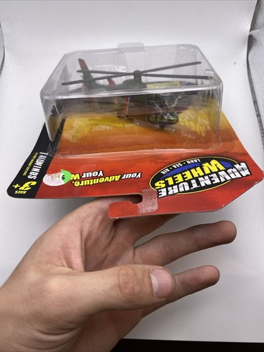 MAISTO Tailwinds Aerospatiale Sa 365 Sauphin Helico Adventure Wheels Diecast NEW - Picture 6 of 6