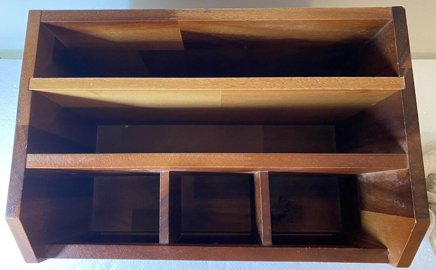 Picture 2 of 9
