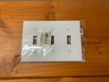 Preferred Industries 3-Gang Toggle Switch Wallplate, White, Cover