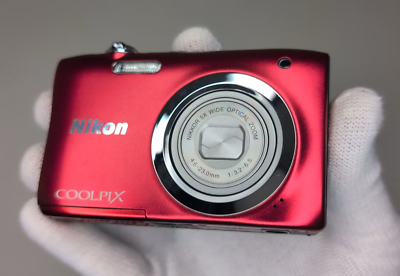 【新品】Nikon COOLPIX A100 RED US Duty Paid] Nikon COOLPIX A100 Red 20.0MP 5x Zoom Digital Camera