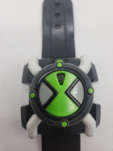 Ben 10 Omnitrix Watch Bandai 2006 Original FX Lights Sounds Tested - Picture 4 of 11