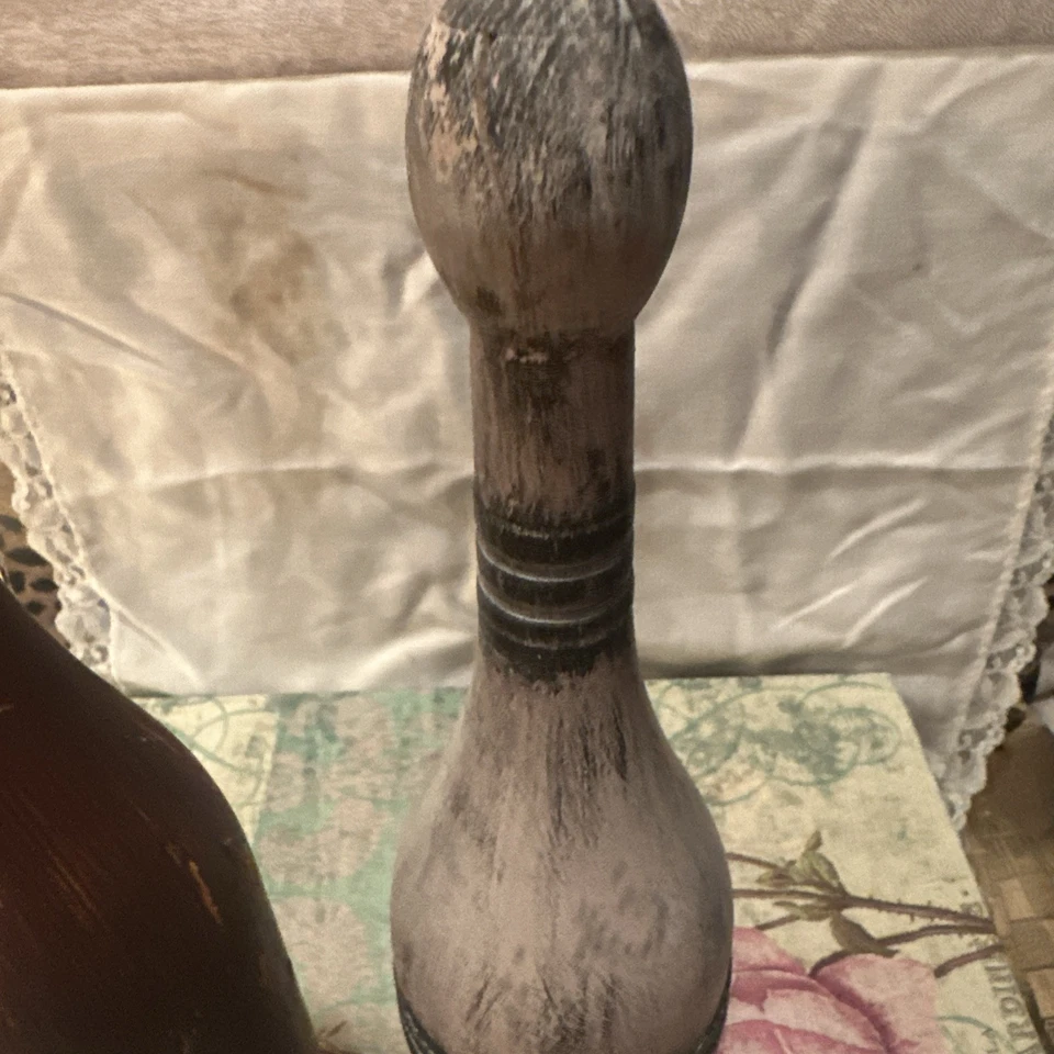 Dos botellas de madera decorativas vintage Foto 4 de 4