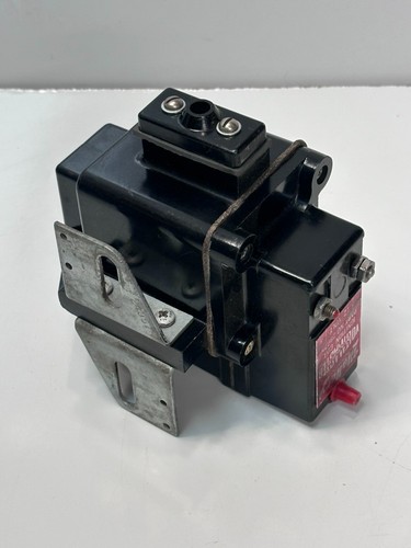 Vintage Mallory Voltmaster 12 Volt Coil Used 28675 - Foto 6 di 7