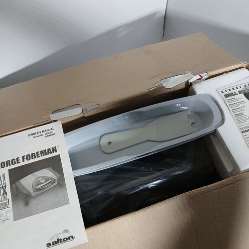 George Foreman JUMBO Size Lean Mean Grilling Machine GR38 SIL NIB Open Box - Picture 3 of 7