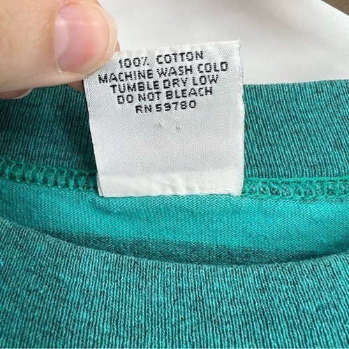 VTG Guess Knitwear USA Green 90's Y2K Embroidered Boxy Cotton T-Shirt One Size - Picture 5 of 5