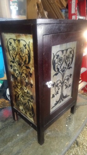 Small End Table Frosted Glass - Picture 6 of 7
