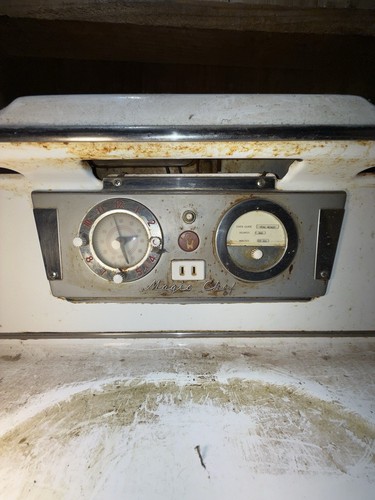CP Antique Vintage 4 Burners Classic 50s Magic Chef Gas Stove Range Oven - Picture 3 of 7