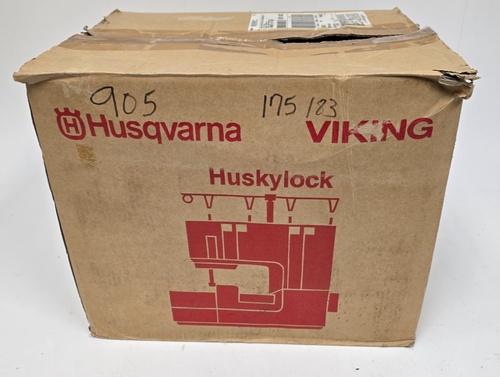 Husqvarna Viking Huskylock 905 Serger w/ Accessories and Original Packaging - Picture 2 of 17
