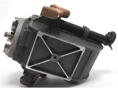 Vintage Novado 35mm Movie Camera no.56 by Alfredo Donelli Roma NOTTESTED - Picture 9 of 9