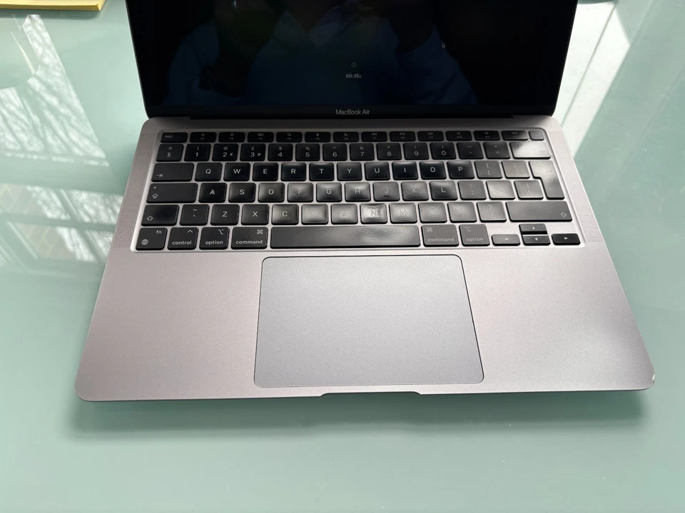 Apple MacBook Air M1, 13-Inch, Grey, 256gb, 8Gb Ram. 100% Battery  – Boxed - Image 3 of 4