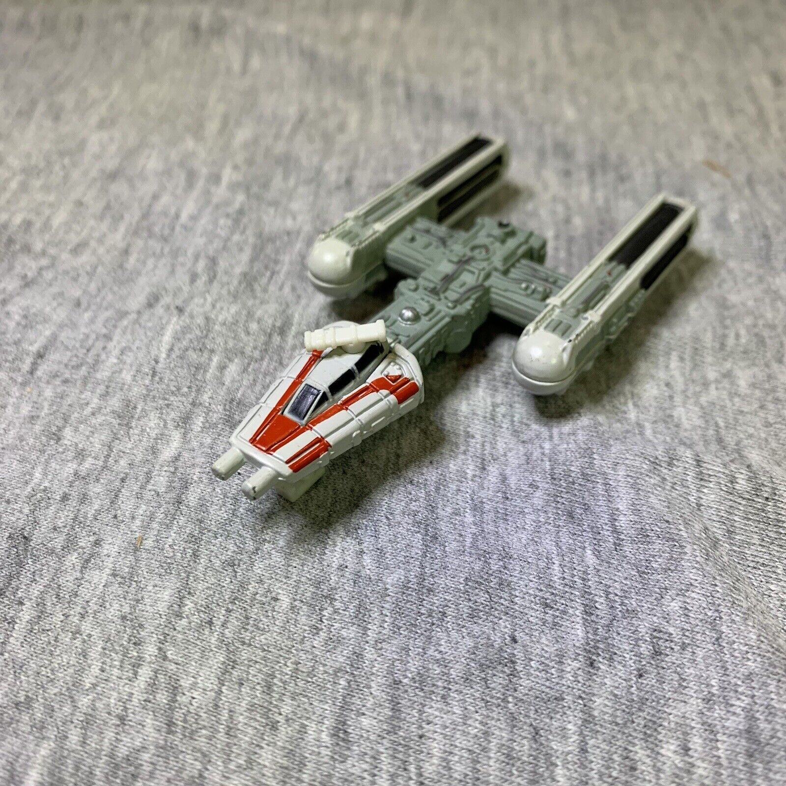 Hasbro Star Wars Red Y-Wing fighter