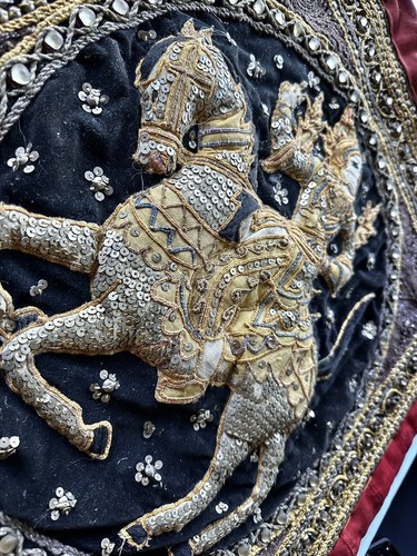 Vintage Thai Burmese Kalaga Tapestry Embroidered Warrior Sequins Wall Hanging - Picture 6 of 7