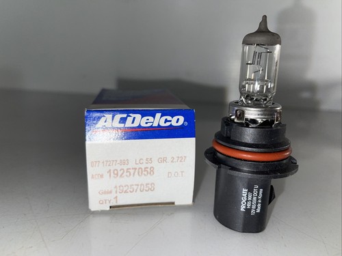 GM OEM-Headlight Headlamp Bulb 19257058 - Picture 2 of 3