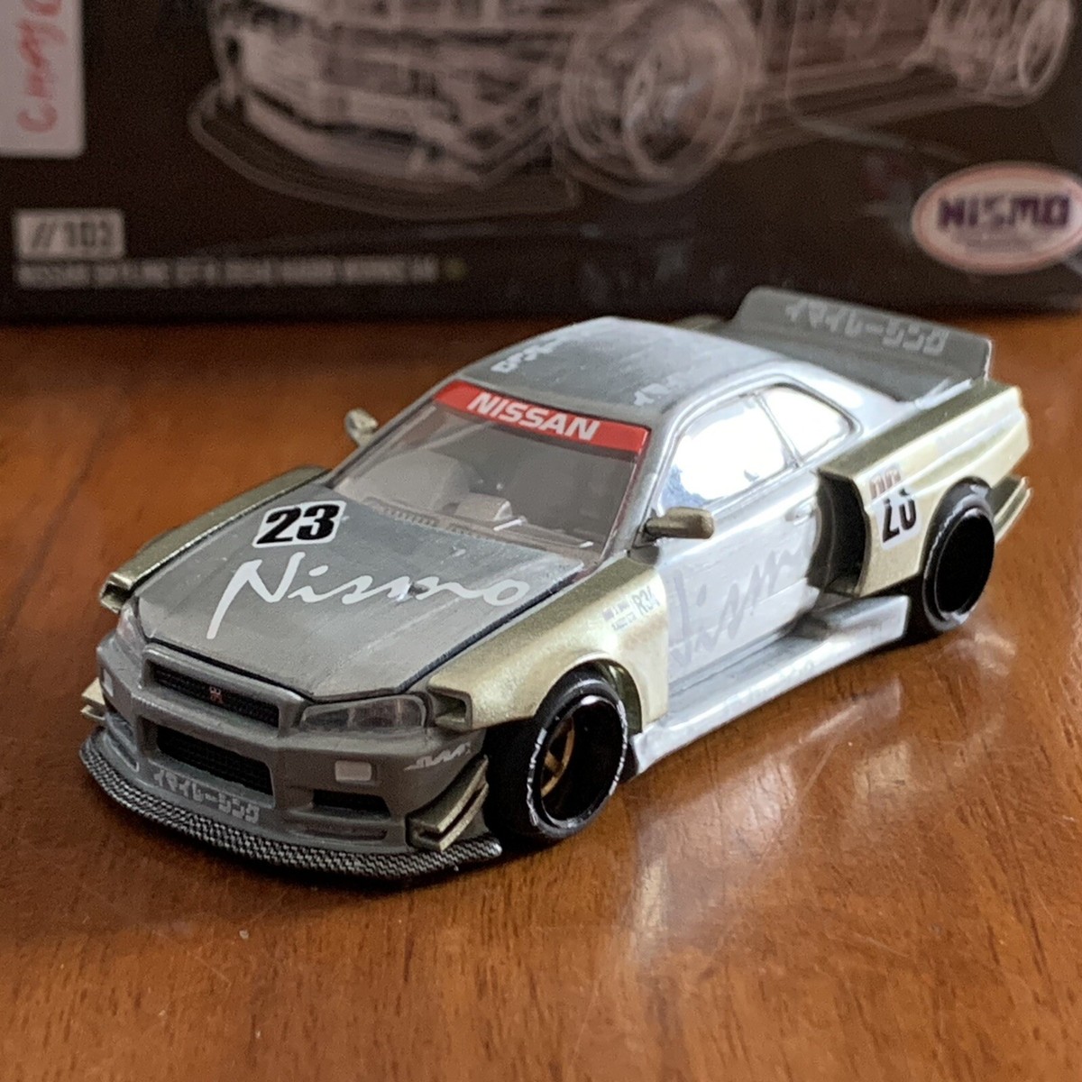 SleepyHungry　アップグレード Mini GT X Kaido R34 Chase KHMG103 Diecast Car (+ Free Protector