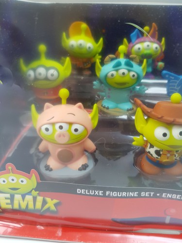 Disney Store Alien Remix Deluxe Figurine Playset Figure 9 Piece Toy Story Topper - Picture 4 of 12