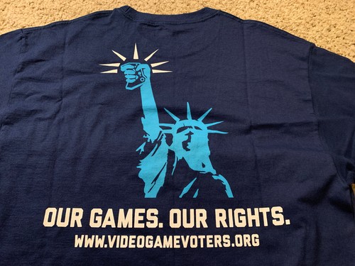 Camisa de Desarrollo de Juegos E3 - Red de Votantes de Videojuegos Adultos Grande NUEVA - Imagen 2 de 2