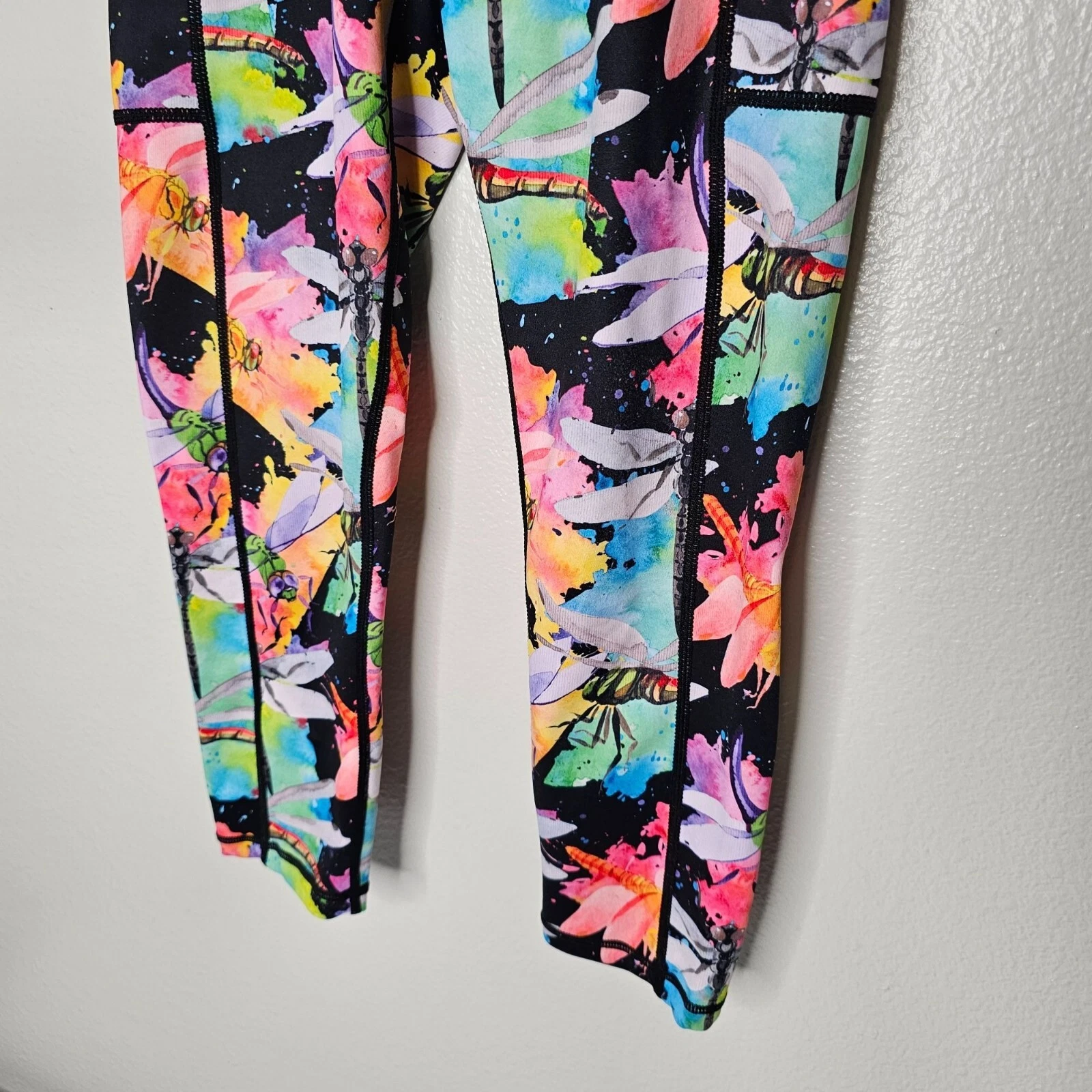 constantly-varied-gear bright colorful dragonfly print capri crop leggings