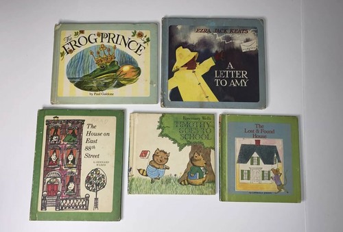 Vintage Children’s Choice Hardback Book lot  Frog Prince, Lost and Found House  - Picture 12 of 12