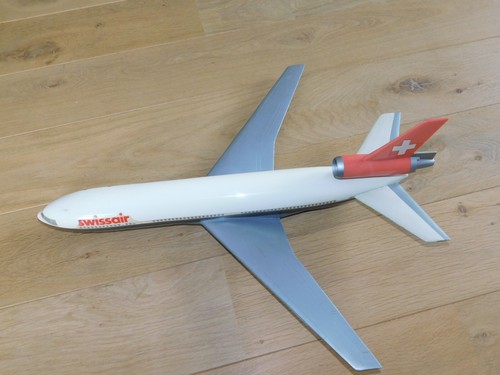 vintage SWISSAIR DC 10 McDonnell Douglas AVION 1/100 maquette AIR PLAST MILANO - Afbeelding 15 van 24