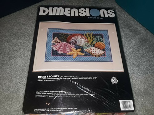 RARE NEW VINTAGE 1991 DIMENSIONS NEEDLEPOINT KIT "OCEAN'S BOUNTY" - Picture 1 of 3