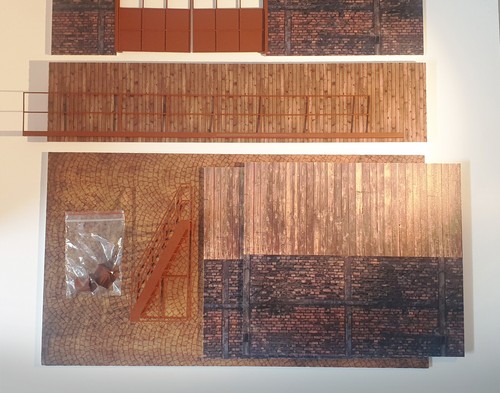 Two-Story Garage 1:18 Scale – Wood and Brick Diorama Kit for Car Display 1/18 - Picture 9 of 9