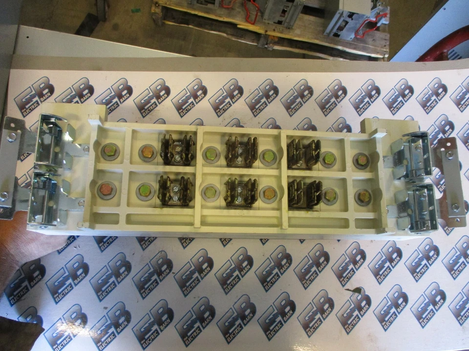 GE AML3600S, Mod 1, 600 Amp, 600 Volt, 3 Pole, Main Lug Module for GE Spectra - Image 3 of 3