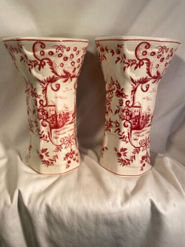 Jeanne Reed's Matching Pair Of Vases 8.75" Tall Porcelain Seascape Burgundy - Picture 6 of 15