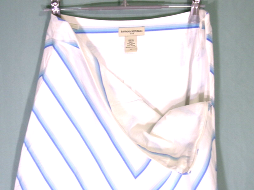 Falda para mujer Banana Republic línea A talla 4 midi cremallera lateral forrada en azul y blanco - Imagen 3 de 6