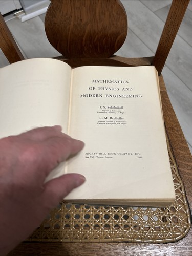 MATHEMATICS OF PHYSICS AND MODERN ENGINEERING  Sokolnifoff, Redheffer 1958 - Picture 4 of 13