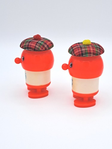 Sal pimienta plástica escocesa antropomórfica vintage  - Imagen 2 de 7