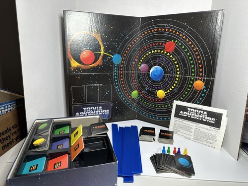 Complete Pressman Vintage 1983 Retro Trivia Adventure Board Game Open - Picture 3 of 7