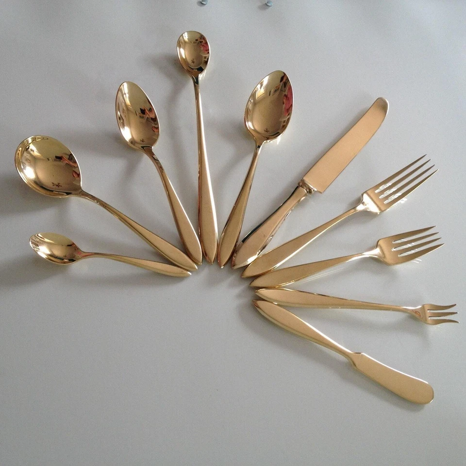 Shimmering Dirilyte Regal Gold tone 10-piece Settings - Lovingly Restored - Image 2 of 4